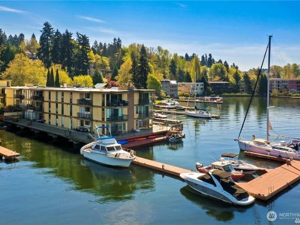 4561 Lake Washington Boulevard NE 203, Kirkland WA 98033
