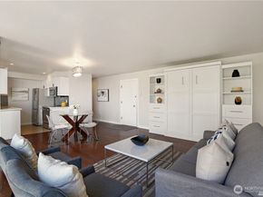 4561 Lake Washington Boulevard NE 203, Kirkland WA 98033
