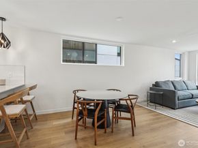 8638 39th Avenue S, Seattle WA 98118