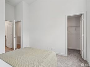 8638 39th Avenue S, Seattle WA 98118