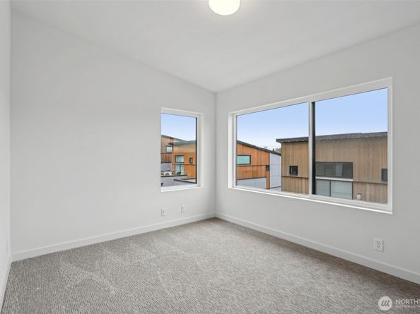 8638 39th Avenue S, Seattle WA 98118