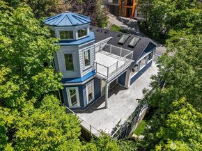 8233 W Mercer Way, Mercer Island WA 98040
