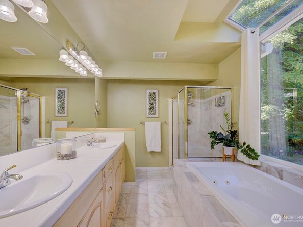5607 178TH Street SW, Lynnwood WA 98037