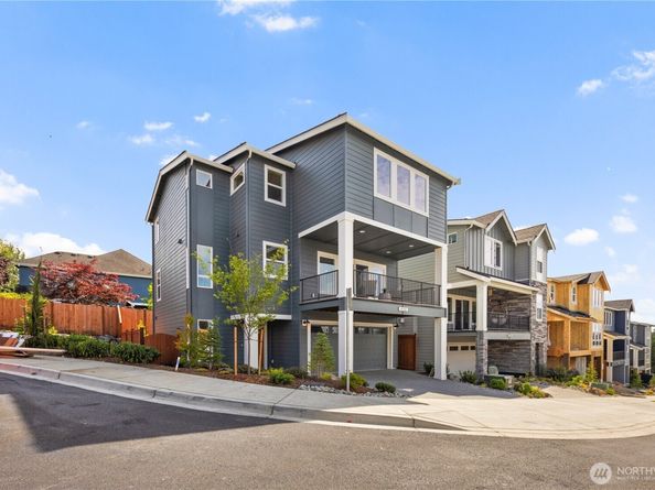 4132 220th Place SE, Bothell WA 98021