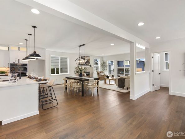 4132 220th Place SE, Bothell WA 98021