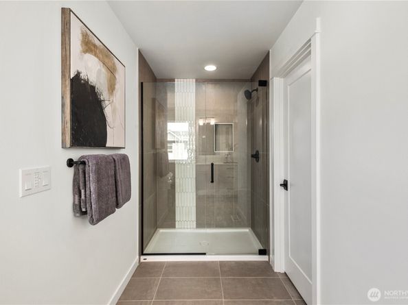 4132 220th Place SE, Bothell WA 98021