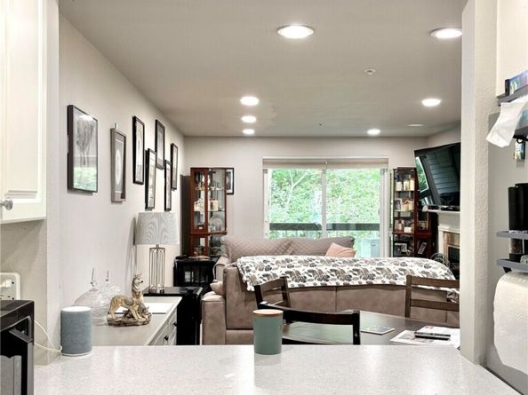 23321 Cedar Way J204, Mountlake Terrace WA 98043