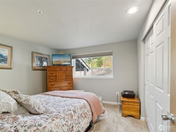 23321 Cedar Way J204, Mountlake Terrace WA 98043
