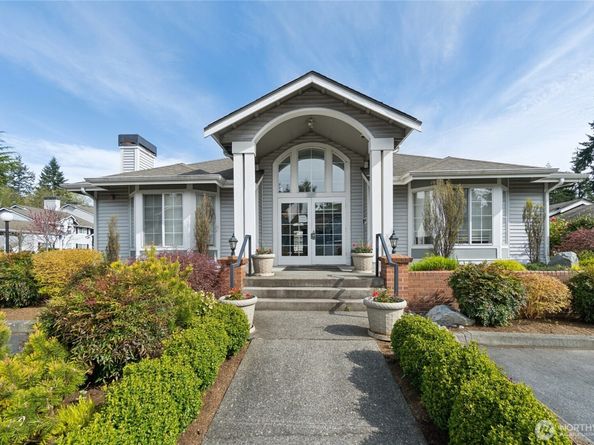 23321 Cedar Way J204, Mountlake Terrace WA 98043