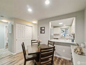 23321 Cedar Way J204, Mountlake Terrace WA 98043