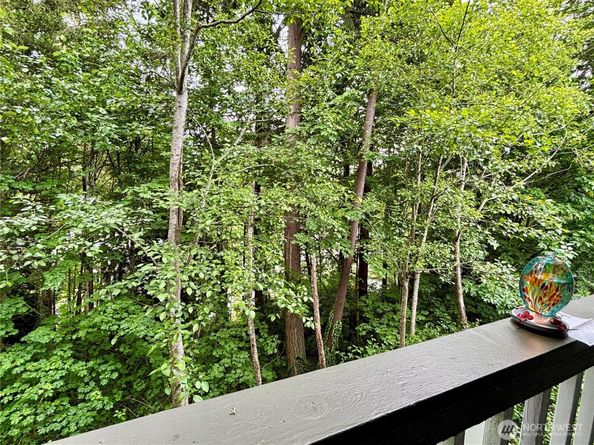 23321 Cedar Way J204, Mountlake Terrace WA 98043