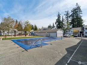 23321 Cedar Way J204, Mountlake Terrace WA 98043