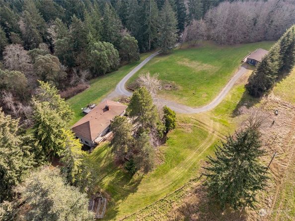 12504 SW 232nd Street, Vashon WA 98070