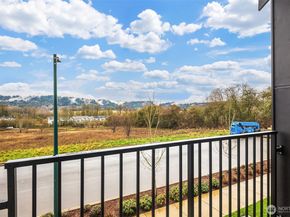 14342 1st Avenue NE 52C, Duvall WA 98019