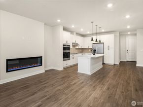 14342 1st Avenue NE 52C, Duvall WA 98019