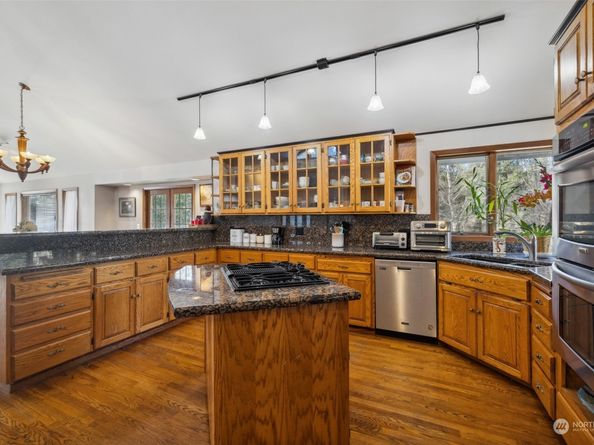 9009 Martin Avenue NW, Silverdale WA 98383