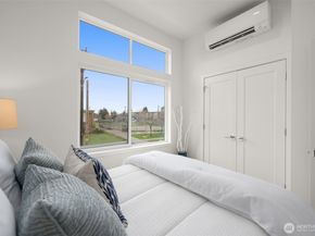 9217 A 14th Avenue NW, Seattle WA 98117