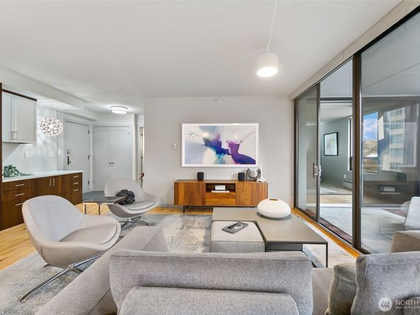 2621 2nd Avenue 1002, Seattle WA 98121