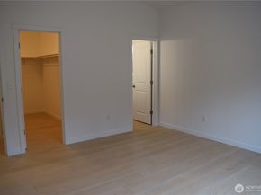 7081 E Bullseye Street, Port Orchard WA 98366