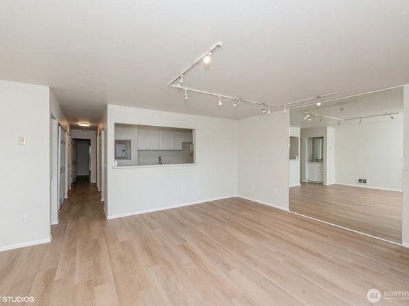 1221 Harbor Avenue SW 105, Seattle WA 98116