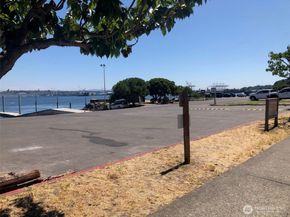 1221 Harbor Avenue SW 105, Seattle WA 98116