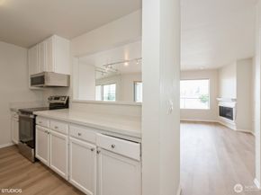 1221 Harbor Avenue SW 105, Seattle WA 98116