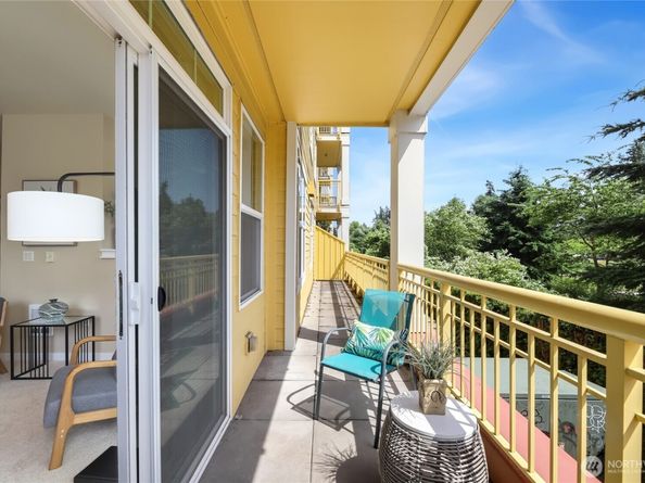 16141 Cleveland Street 203, Redmond WA 98052
