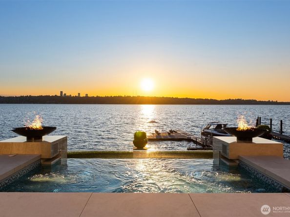 1615 Roanoke Way, Mercer Island WA 98040