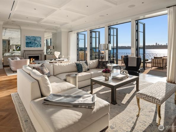 1615 Roanoke Way, Mercer Island WA 98040