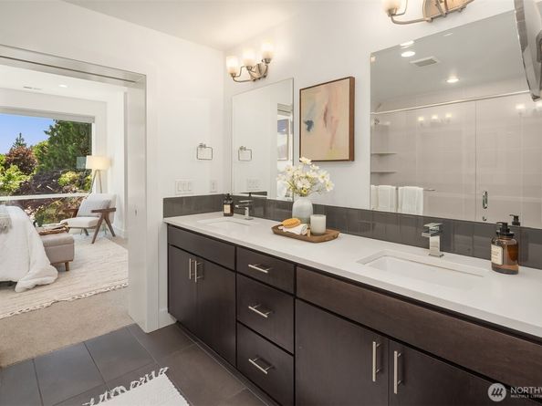 9604 Main Street C, Bothell WA 98011