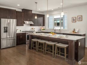 9604 Main Street C, Bothell WA 98011