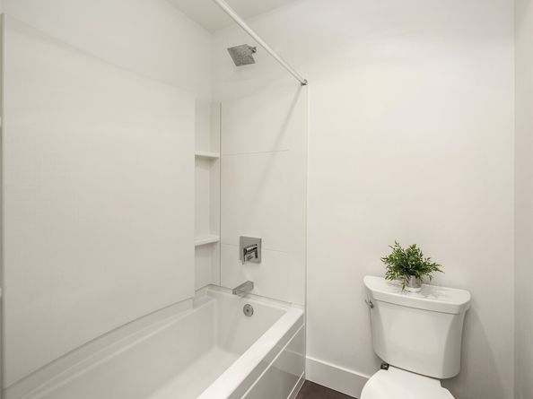 9604 Main Street C, Bothell WA 98011