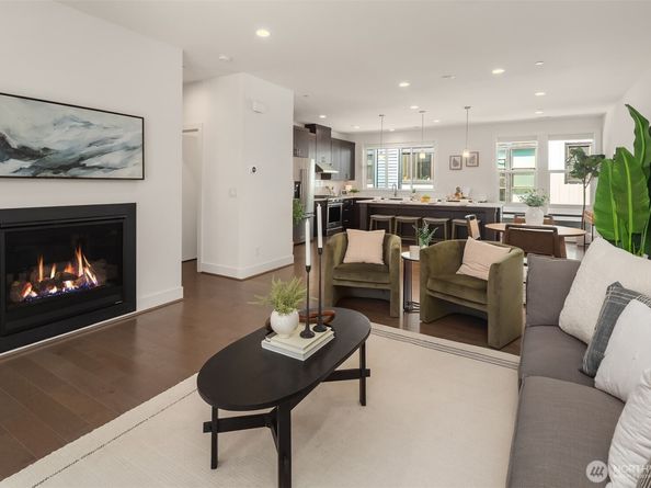 9604 Main Street C, Bothell WA 98011