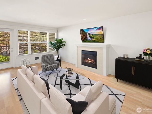 22910 90th Avenue W B306, Edmonds WA 98026