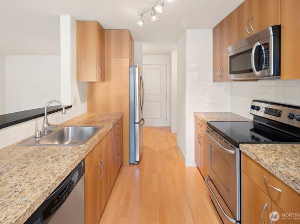 22910 90th Avenue W B306, Edmonds WA 98026