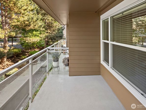 22910 90th Avenue W B306, Edmonds WA 98026