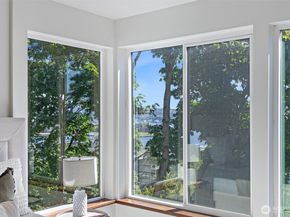566 McGraw Street, Seattle WA 98109