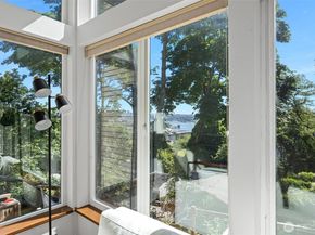 566 McGraw Street, Seattle WA 98109