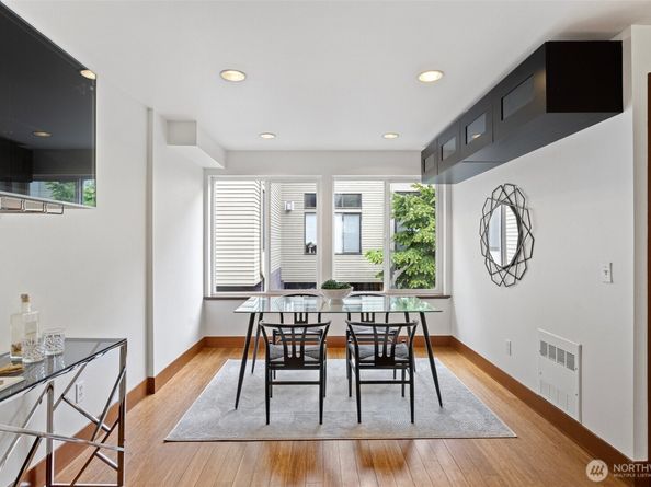 566 McGraw Street, Seattle WA 98109