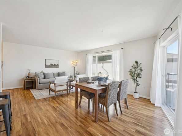 524 6th Avenue W 310, Seattle WA 98119