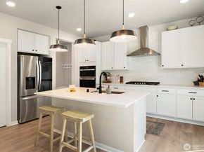 2405 NE Waterlily Way, Poulsbo WA 98370