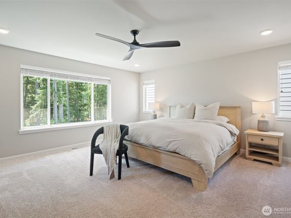 2405 NE Waterlily Way, Poulsbo WA 98370