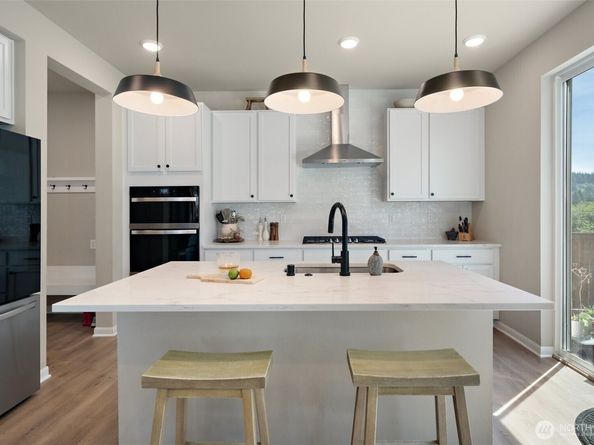 2405 NE Waterlily Way, Poulsbo WA 98370