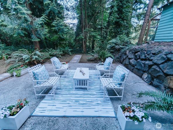 1325 SW 120th Street, Burien WA 98146