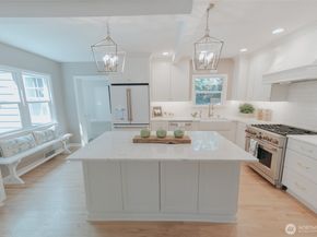 1325 SW 120th Street, Burien WA 98146