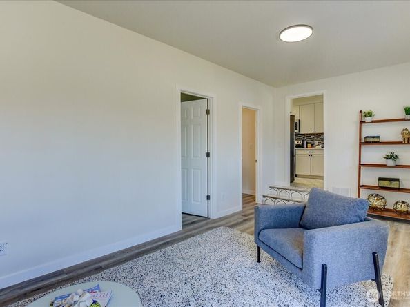 13305 6th Avenue SW, Burien WA 98146