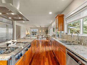 11028 E Riverside Drive, Bothell WA 98011