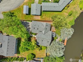 11028 E Riverside Drive, Bothell WA 98011