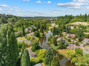 11028 E Riverside Drive, Bothell WA 98011
