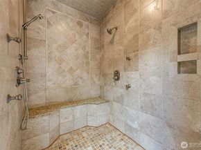 11028 E Riverside Drive, Bothell WA 98011